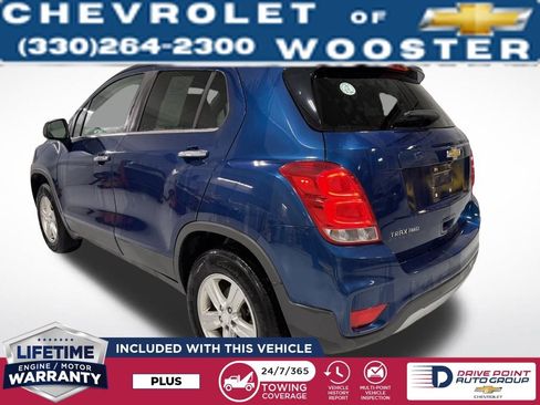 Used 2020 Chevrolet Trax LT w/ LT Convenience Package image 4