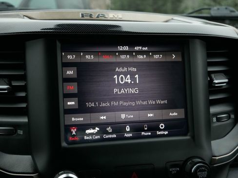 Used 2019 RAM 1500 Sport w/ Black Appearance Package image 26