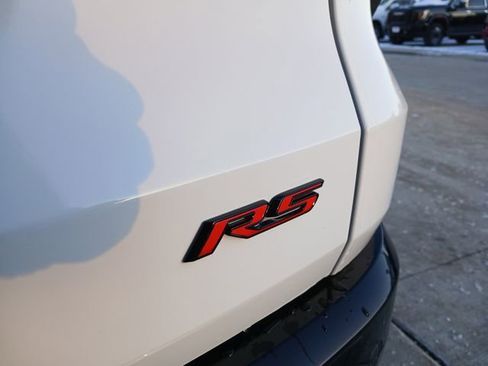 Certified 2024 Chevrolet Traverse RS image 32