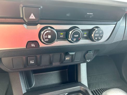 Used 2023 Toyota Tacoma SR5 RWD image 23