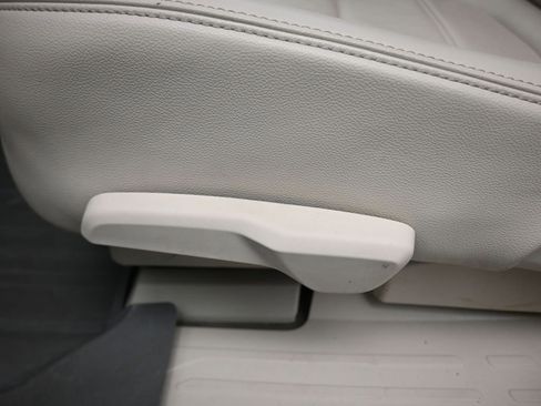 Used 2020 GMC Acadia Denali w/ Trailering Package image 44