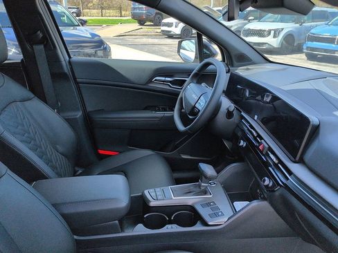 New 2026 Kia Sportage X-Line AWD/4WD image 7