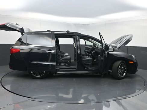 Used 2023 Honda Odyssey Elite image 42