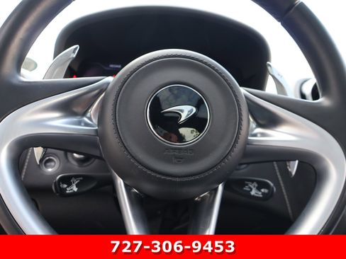 Used 2022 McLaren GT RWD image 14
