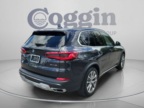 Used 2019 BMW X5 xDrive40i w/ Premium Package 2 AWD/4WD image 3