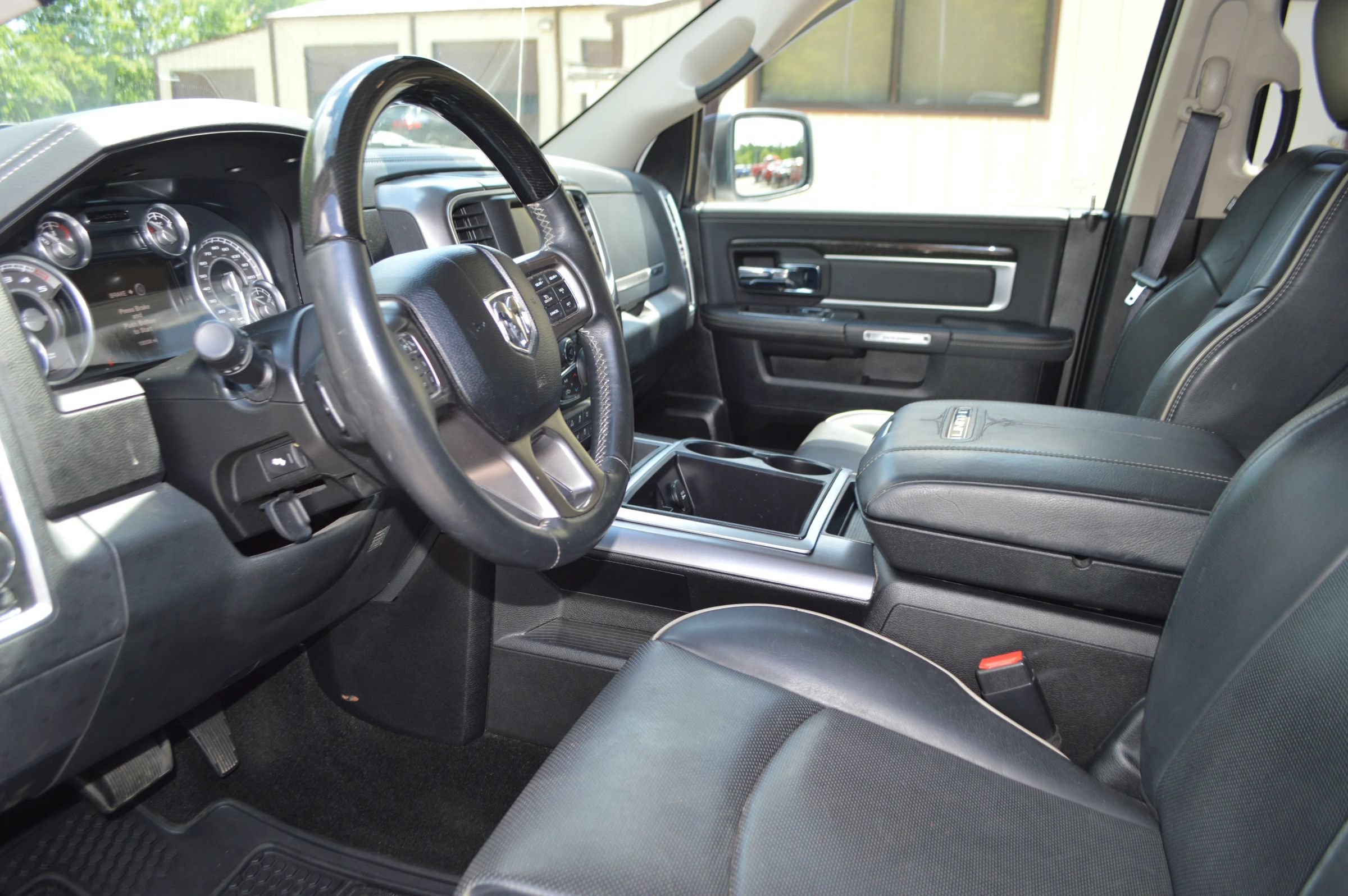 Used 2015 RAM 1500 Limited AWD/4WD image 15