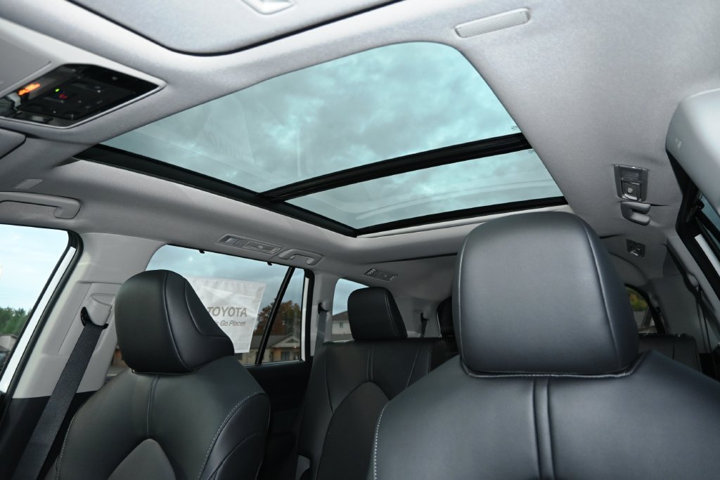 New 2026 Toyota Grand Highlander AWD Hybrid image 14