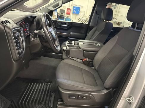 Used 2022 Chevrolet Silverado 1500 LT AWD/4WD image 11