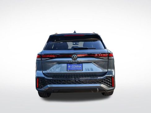 New 2026 Volkswagen Tiguan SE R-Line image 6