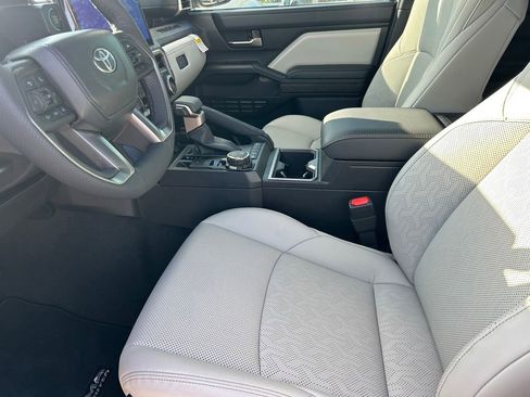 New 2026 Toyota Tacoma Limited AWD/4WD image 11