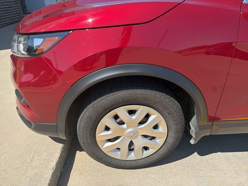 Used 2020 Nissan Rogue Sport S AWD/4WD image 6