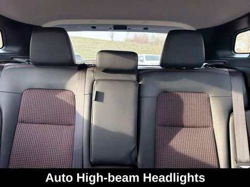 Used 2026 Nissan Kicks SR w/ Cold Weather Package AWD/4WD image 35