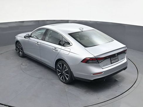 Used 2025 Honda Accord Touring image 24