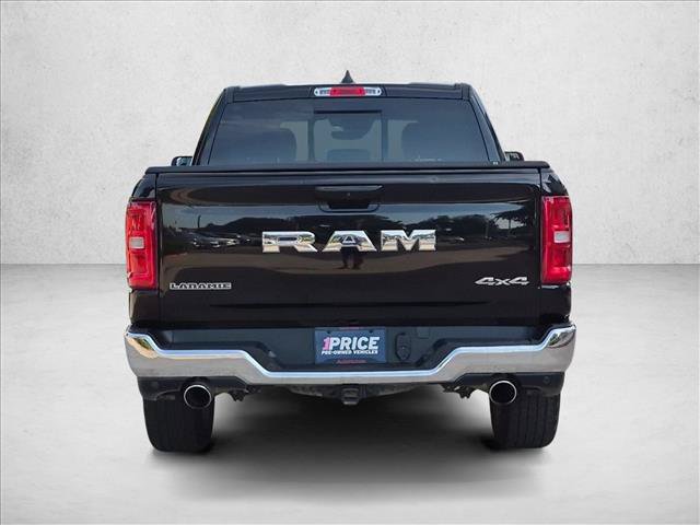 Used 2025 RAM 1500 Laramie AWD/4WD image 7