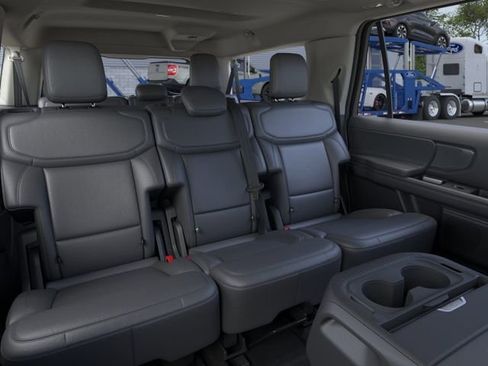 New 2026 Ford Expedition Max Active RWD image 11