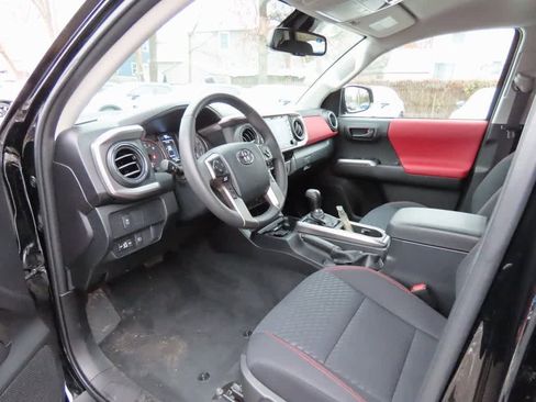 Used 2023 Toyota Tacoma SR5 image 2