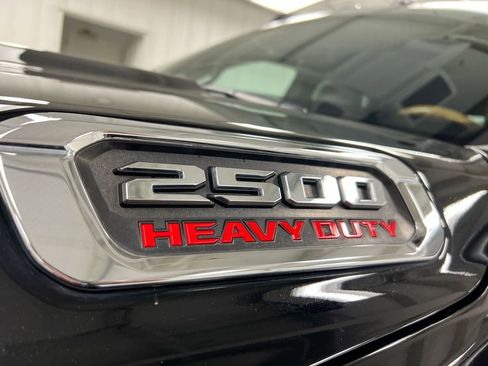 Used 2022 RAM 2500 Limited AWD/4WD image 26