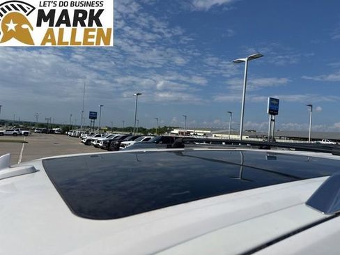 Used 2019 Ford Expedition Platinum AWD/4WD image 7