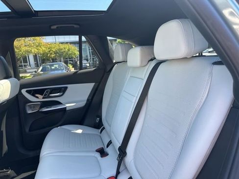 Used 2026 Mercedes-Benz GLC 300 4MATIC image 24