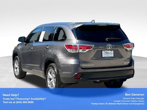 Used 2015 Toyota Highlander XLE AWD/4WD image 13