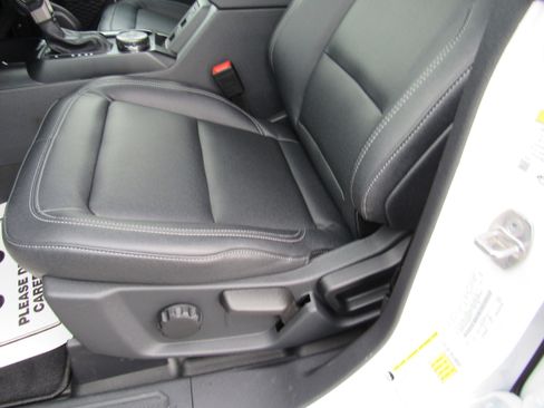 New 2025 Ford Bronco Big Bend w/ Black Diamond Package image 24