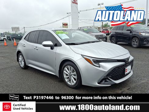 Certified 2023 Toyota Corolla SE w/ Carpet Mat Package (TMS) image 1