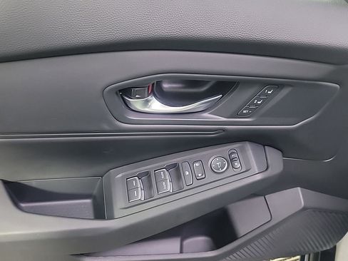 Used 2025 Honda Accord EX-L image 37