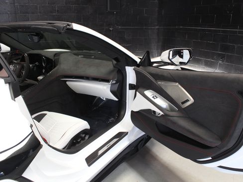 Used 2023 Chevrolet Corvette Z06 RWD image 41