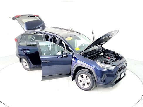 Used 2023 Toyota RAV4 XLE image 24