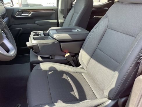 New 2026 GMC Sierra 1500 Elevation image 22