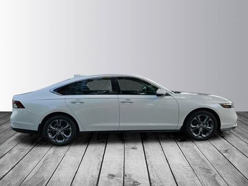 Used 2024 Honda Accord EX image 6