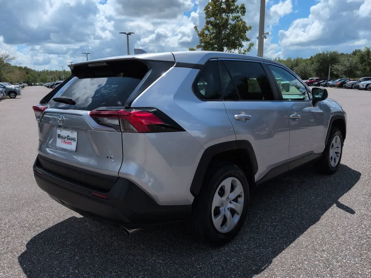 Certified 2023 Toyota RAV4 LE FWD image 6