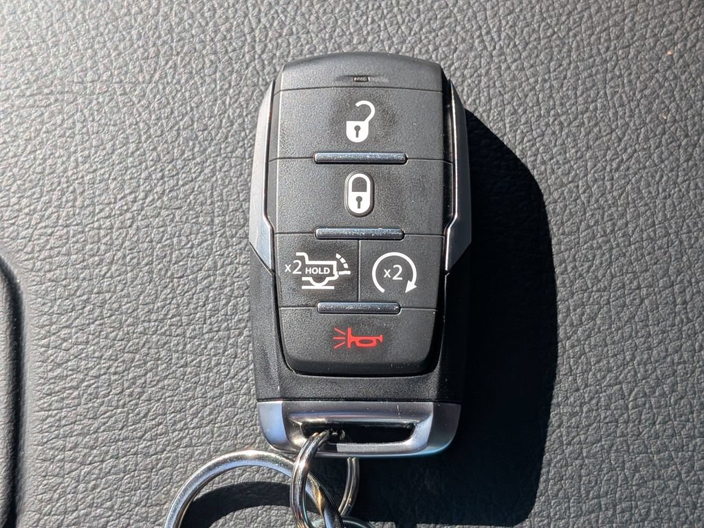 New 2026 RAM 1500 Laramie AWD/4WD image 33