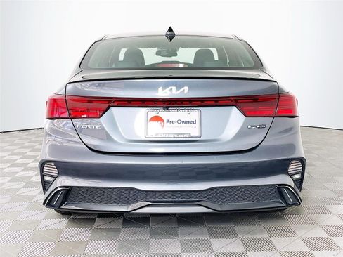 Used 2023 Kia Forte GT-Line w/ GT-Line Premium Package FWD image 7