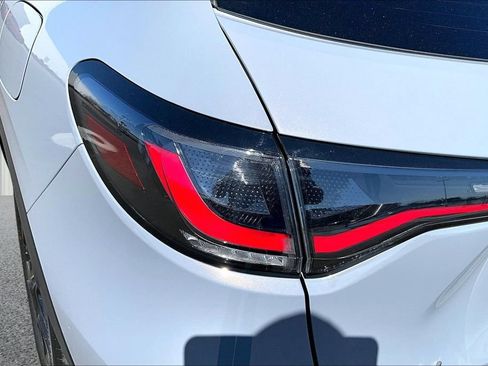 Used 2025 Honda HR-V Sport image 27