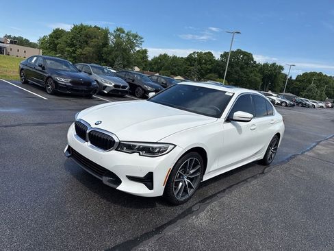 Used 2021 BMW 330i xDrive Sedan AWD/4WD image 3