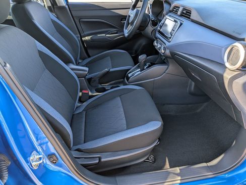 Used 2024 Nissan Versa SV image 34