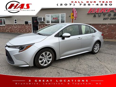 Used 2020 Toyota Corolla LE image 2