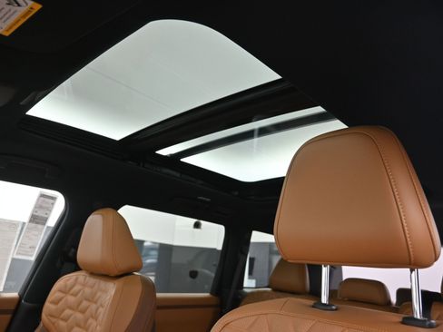 New 2025 Nissan Armada Platinum Reserve image 19