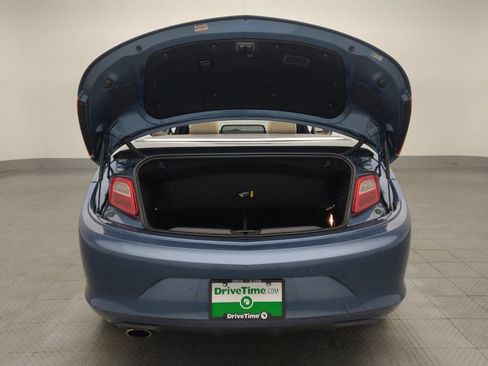 Used 2016 Buick Cascada Premium image 29