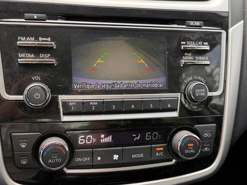 Used 2018 Nissan Altima 2.5 SV FWD image 23