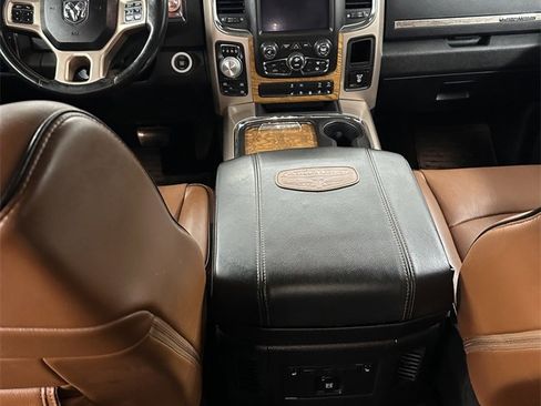 Used 2018 RAM 1500 Laramie Longhorn w/ Convenience Group image 26