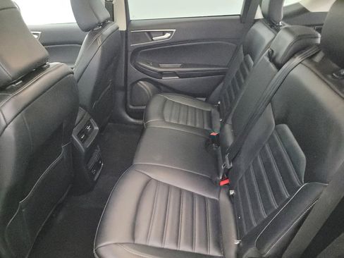Used 2022 Ford Edge SEL w/ Convenience Package image 18