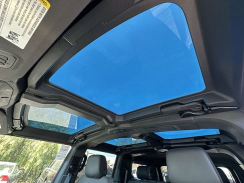 Used 2024 GMC Hummer EV 3X w/ Extreme Off-Road Package image 19