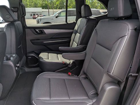 New 2026 Buick Enclave Sport Touring w/ Power Package AWD/4WD image 22