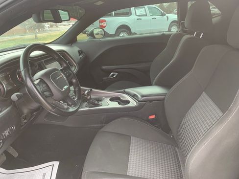 Used 2022 Dodge Challenger GT image 22