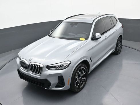 Used 2024 BMW X3 xDrive30i w/ Premium Package image 32