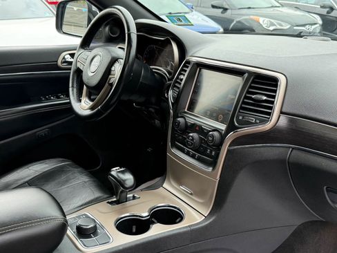 Used 2014 Jeep Grand Cherokee Limited image 50