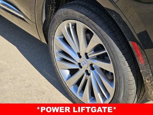 New 2025 Buick Envision Avenir image 8