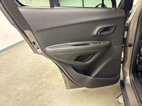 Used 2020 Chevrolet Trax LS w/ Tint and Cruise Package image 28